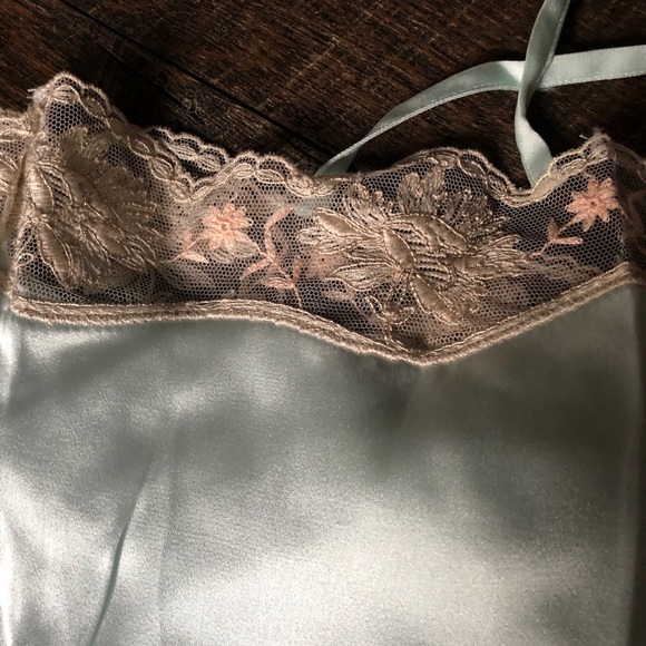100% silk vintage cami - Picture 3 of 5
